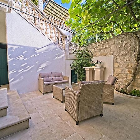 Apartment Renata Postira Ngoại thất bức ảnh