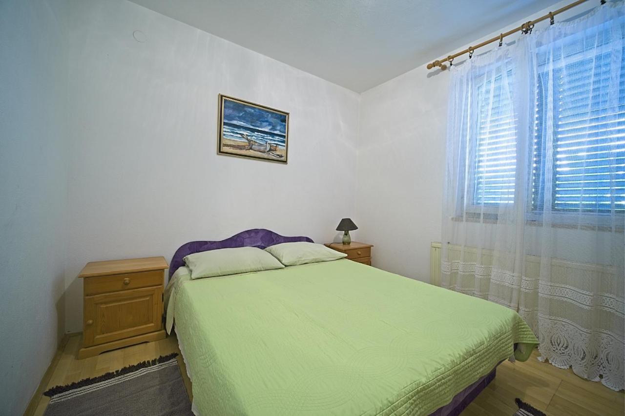 Apartment Renata Postira Ngoại thất bức ảnh