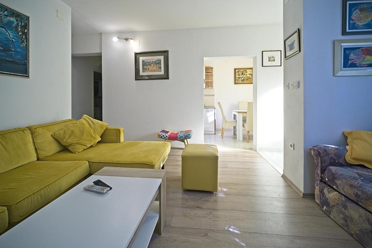 Apartment Renata Postira Ngoại thất bức ảnh